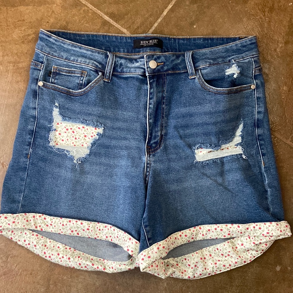 Judy Blue denim shorts size 2XL NWOT